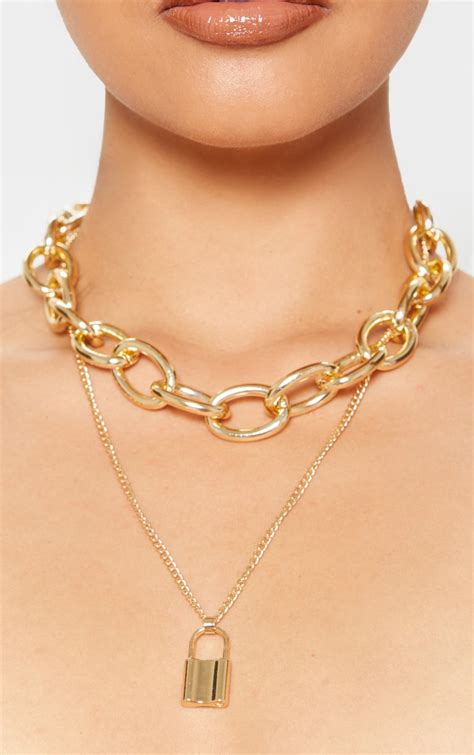 Gold Chunky Chain And Padlock Necklace Prettylittlething Usa