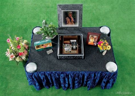 Cremation Graveside Graveside And Memorialization Photo Galleries Wilbert Funeral Services