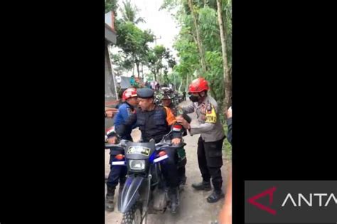 Keajaiban Dari Lokasi Gempa Ini Cerita Ipda Sutrisno Bantu Evakuasi