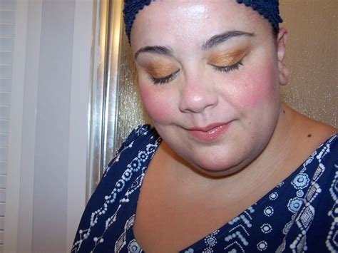 Urban Decay Naked Honey Eyeshadow Palette Review Swatches Musings Of A Muse