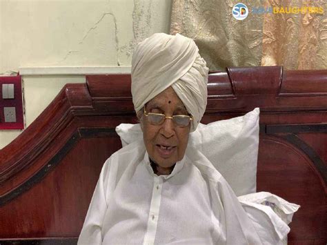 Baba Maharaj Satarkar Age, Wife, Daughter, Biography, Family