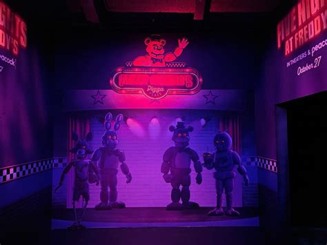 New Blumhouse Photo Experience With Five Nights At Freddys The