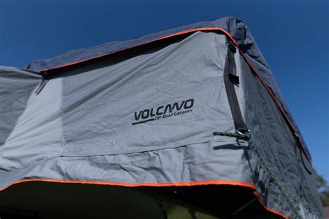 Carpa De Techo Volcano C Luz Led Mt Premium Modelo