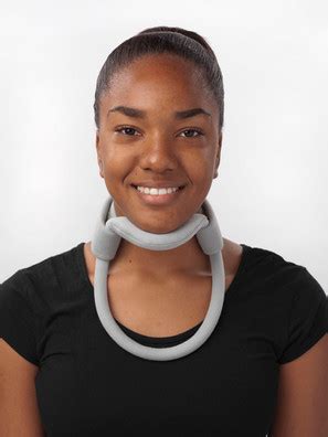 Headmaster Cervical Collar | Neck Brace | Symmetric Designs | Canada