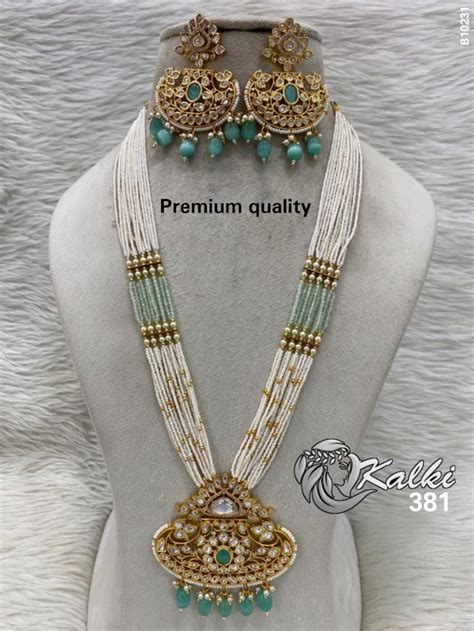 Pin By Niharika Balakrishna On Jewellery Beaded Jewelry Designs Gold