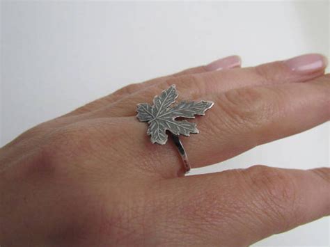 Maple Leaf Ring Silver Maple Leaf Ring Hammered Etsy