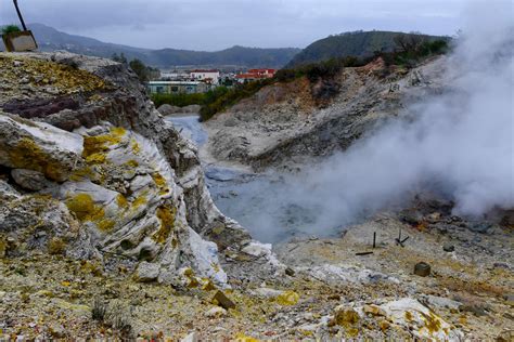 Terremoto Oggi A Pozzuoli Scosse Nella Notte