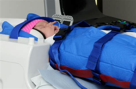 ‘feed And Wrap Or Sedate And Immobilise For Neonatal Brain Mri Adc