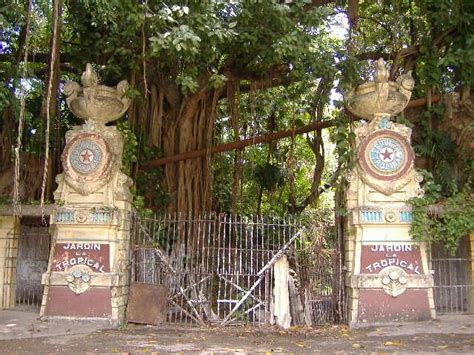 Jardin La Tropical Cuban Architecture Spanish Galleon Cuba