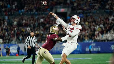 Cards stifled by No. 4 Florida State's defense in ACC Championship