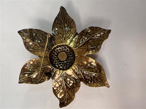 Lot Joseff Of Hollywood Gilt Brass Hammered Flower Pin Brooch With