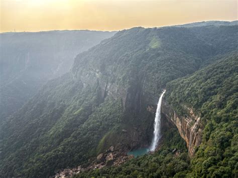 MEGHALAYA: 12 WATERFALLS THAT MAKE YOUR ITINERARY PERFECT. - The ...