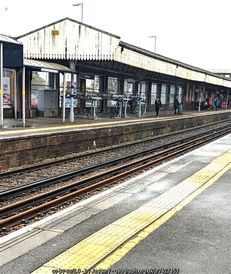 Platform Canopy On Fareham Station Jaggery Geograph Britain And