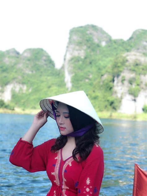 Cô giáo hot girl xinh đẹp dịu dàng được học trò yêu quý Báo Dân trí