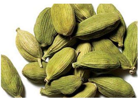 Pods Green Cardamom For Cooking Use Making Tea Certification FSSAI