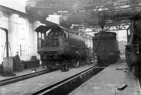 Hull Dairycoates Sheds With Lner Class B1 5mt 4 6 0 No61306 Undergoing