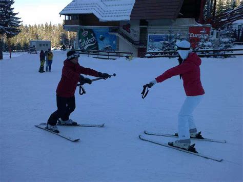 Scoala Ski Si Snowboard Poiana Brasov R J Ofera Lectii Ski Si