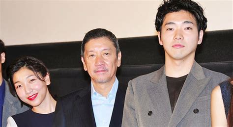 奥田瑛二、5年ぶり監督作公開を安藤サクラ＆柄本佑らと迎え「感無量」