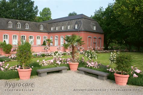 Themenwelt Pflanzgefäße hygro care Stadtmobiliar