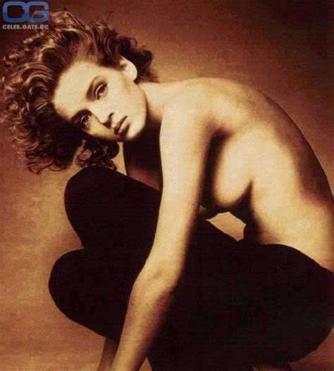 Uma Thurman Nude Pictures Photos Playboy Naked Topless Fappening