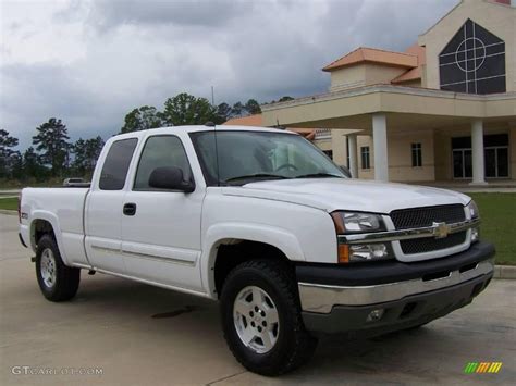 2005 Chevy Silverado Extended Cab - www.inf-inet.com