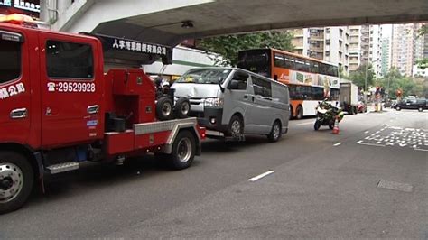 大埔客貨車撞傷過路女子 Now 新聞