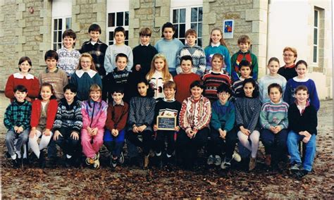 Photo De Classe Cm Cm De Ecole Saint Joseph La Trinite