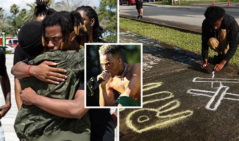 Xxxtentacion Fans Arrive At Sad Rappers Open Cask Memorial As Suspect