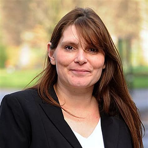 Hot Sexy Sarah Payne Bikini Pics