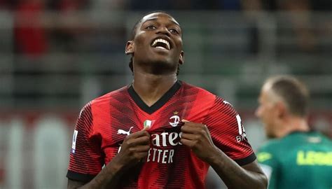 Milan Rafa Leao Changes Shirt Number Sportaleu