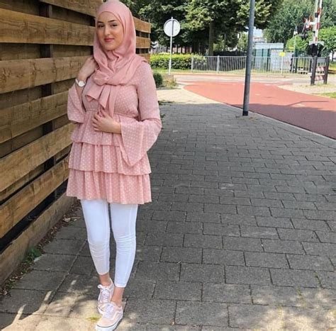 Pin by Minouchasgira on Guardado rápido in 2023 Hijab fashion