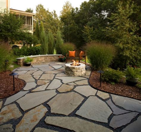 Solve the Puzzle: DIY Flagstone Walkway Tutorial For Inspiration – Fantastic Viewpoint