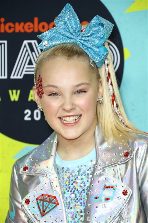 Jojo Siwa 2017 Nickelodeon Halo Awards In Nyc • Celebmafia