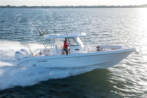 2024 Everglades 335 Center Console Centre Console For Sale YachtWorld