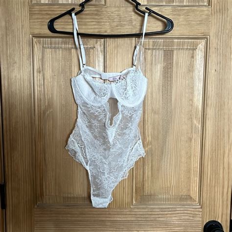 Victoria S Secret Intimates Sleepwear Nwt Victorias Secret Ivory White Lace Lingerie