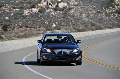 Hyundai Genesis V R Spec Review Caradvice