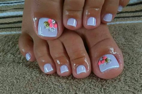 Check It Out Pedicure Designs Toenails Cute Toe Nails Toe Nail Color