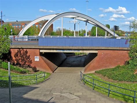 Wishbone Bridge And Underpass © L S Wilson Geograph Britain And Ireland