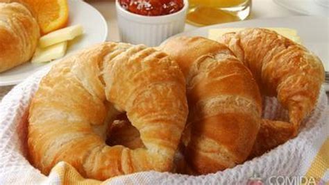 Receita De Croissant Simples Comida E Receitas