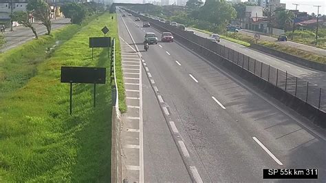 Trânsito na rodovia Padre Manoel da Nóbrega neste sábado dia 7