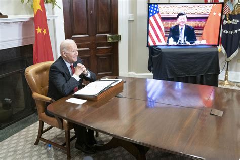 米大統領、台湾巡る発言で混乱－指導部支持も｢独立促していない｣ Bloomberg