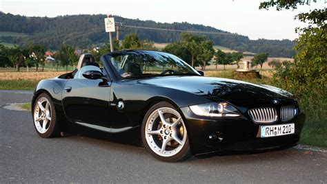 BMW Z4 Information And Photos MOMENTcar