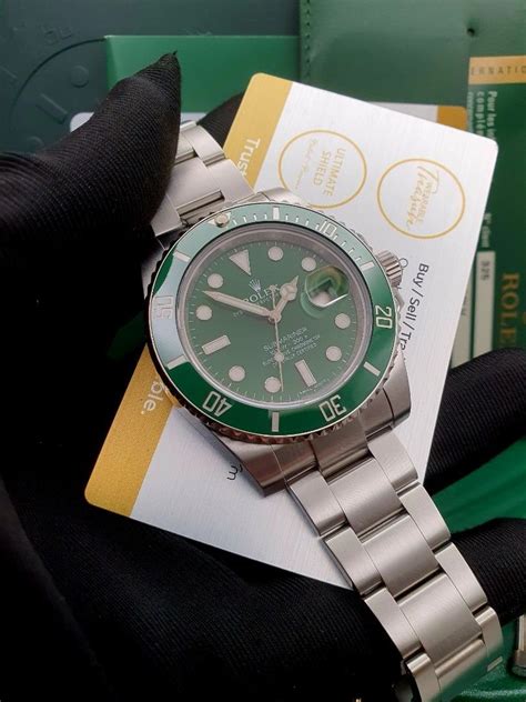 Rolex submariner date green dial discontinue-Hulk - AllWatchMarket