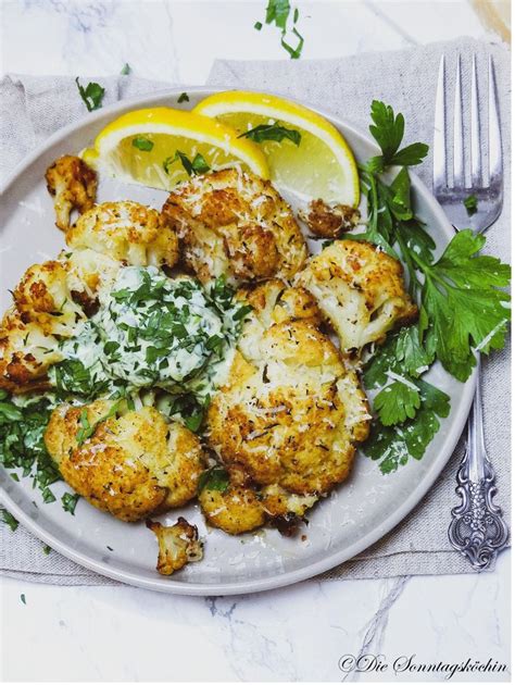 Farbe Bekennengebackener Blumenkohl Mit Parmesan Kr Uter Dip