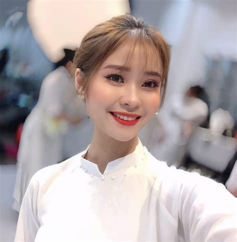 Hot girl Đại học Vinh gieo thương nhớ với nhan sắc khả ái