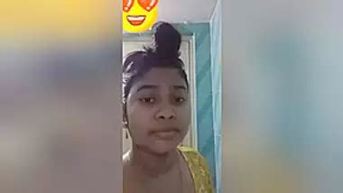 Today Exclusive Cute Bangla Girl Showing Her Boobs Porn Tube Video