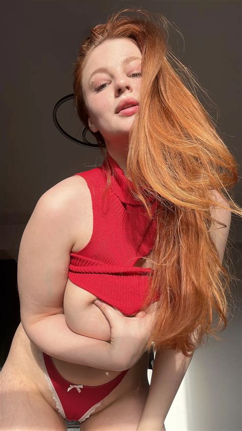 Please Help Me Brush My Hair Nudes Rapunzel NUDE PICS ORG