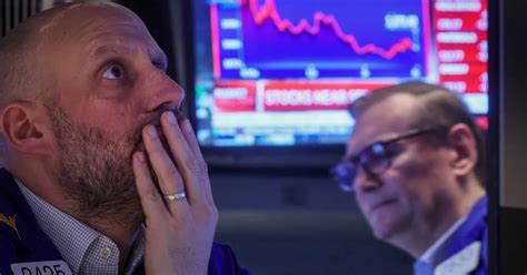 Wall Street Cerr Con Fuertes P Rdidas Arrastrado Por La Mayor Quiebra