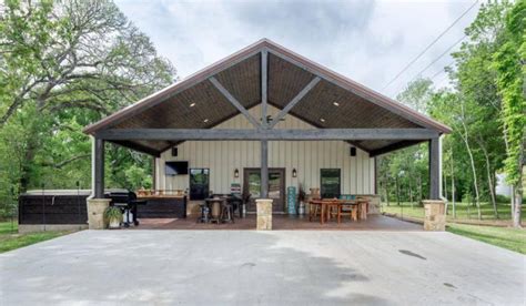 Barndominium Country Veranda Atlanta By Pro Renovations Ltd Co