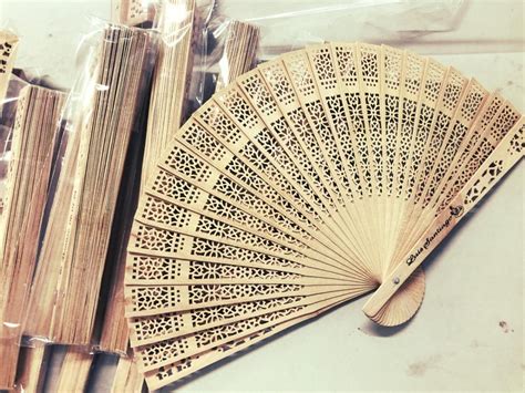 Abanicos De Madera Personalizados Bodas Xv A Os Bautizo